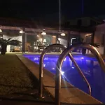 Casa Do Poco